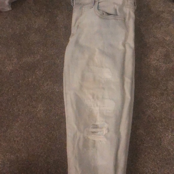 American Eagle Jeans - Picture 2 of 4